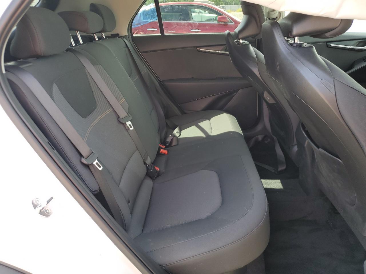 2024 Kia Niro Lx VIN: KNDCP3LE6R5184233 Lot: 56647075