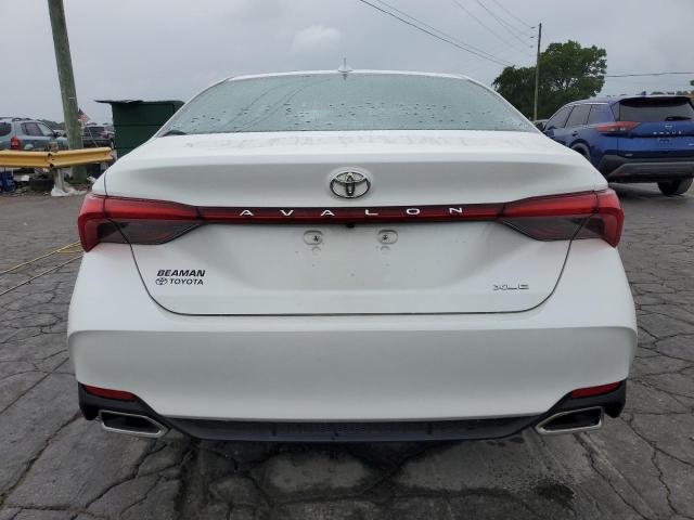  TOYOTA AVALON 2020 Biały