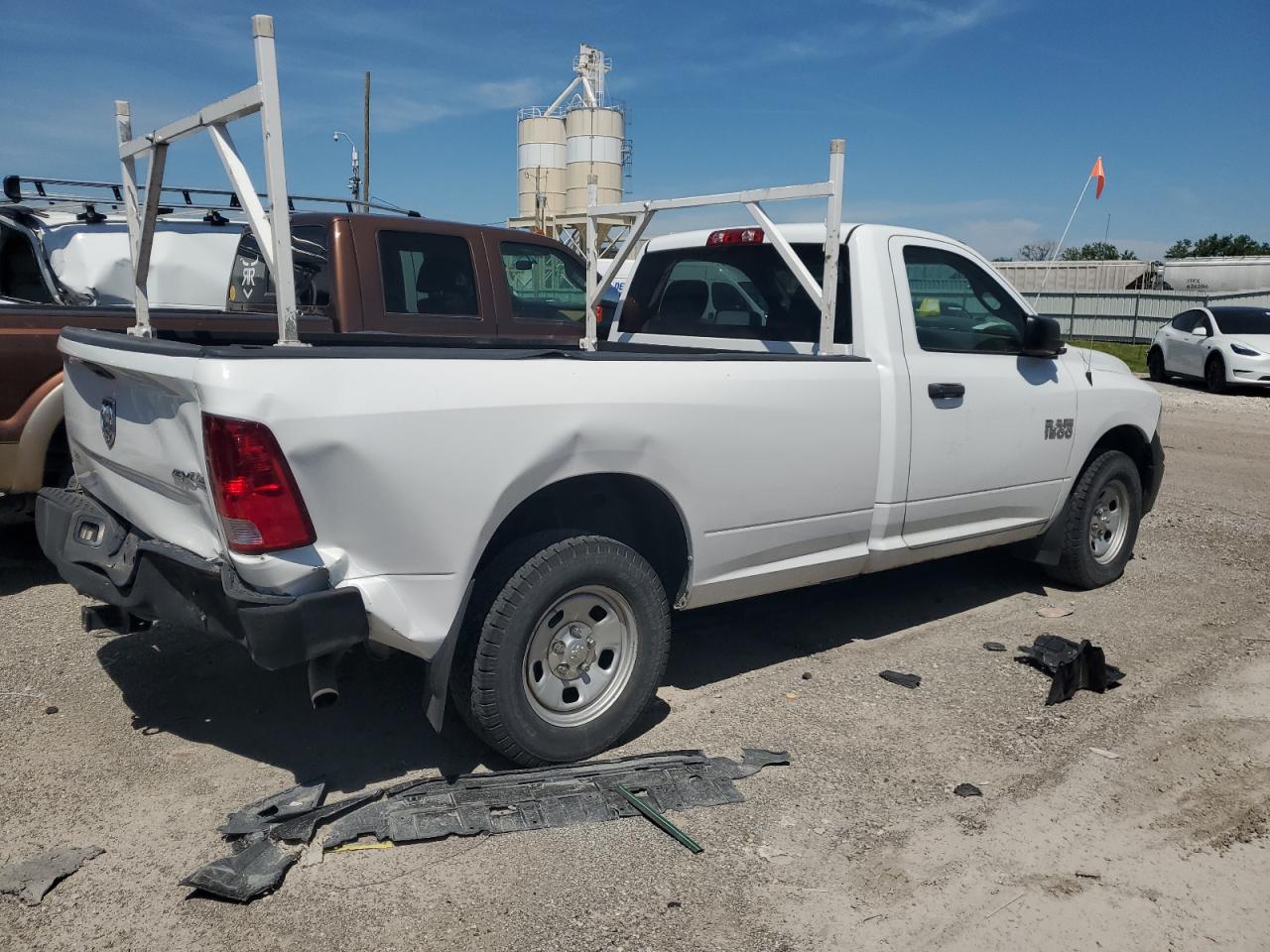 2014 RAM 1500 - Image 3