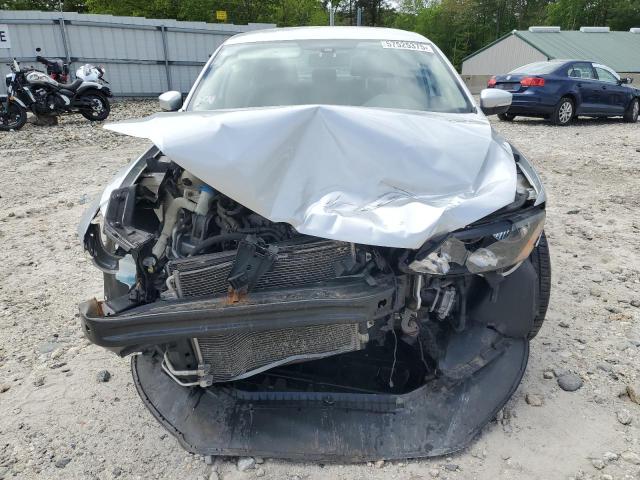  VOLKSWAGEN PASSAT 2015 Srebrny