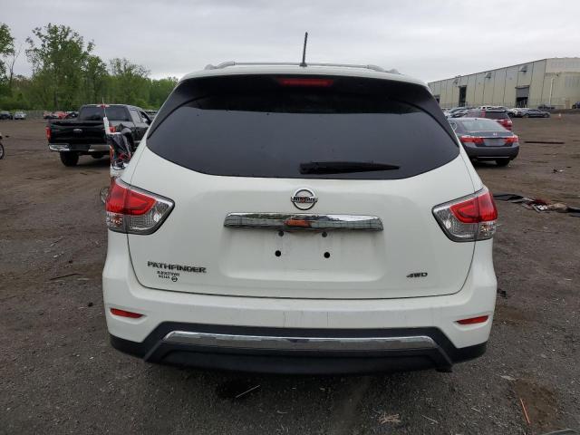 NISSAN PATHFINDER 2016 Белы