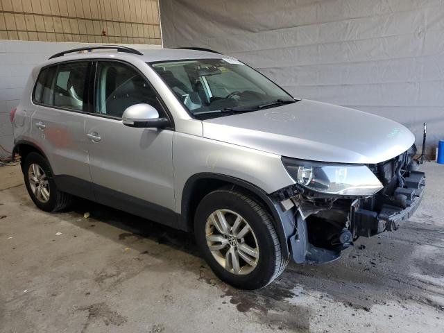 Parquets VOLKSWAGEN TIGUAN 2016 Srebrny