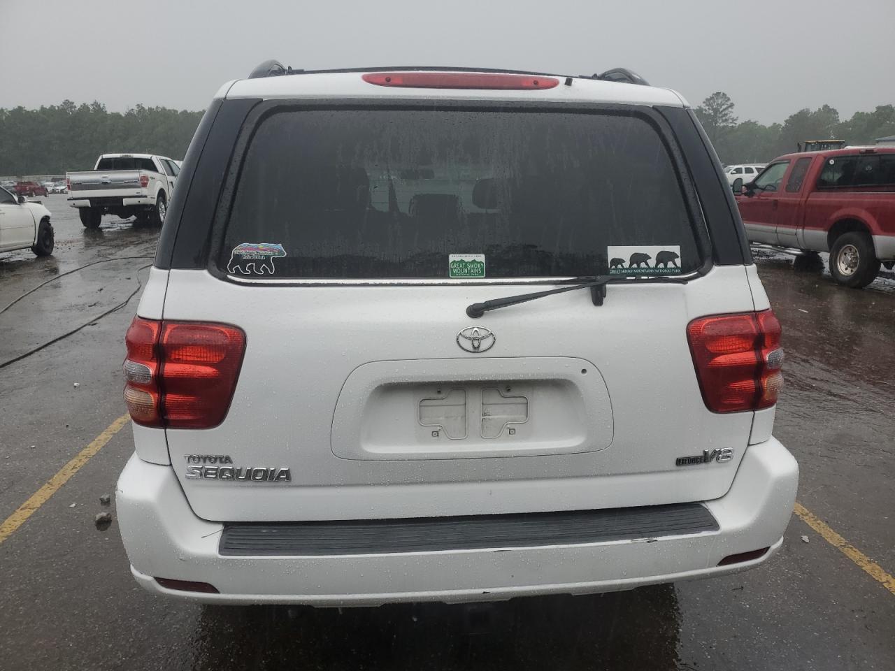 2004 Toyota Sequoia Sr5 VIN: 5TDZT34A74S215025 Lot: 56361515