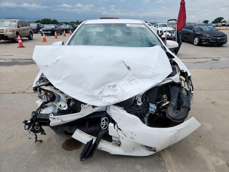  TOYOTA COROLLA 2014 Белый