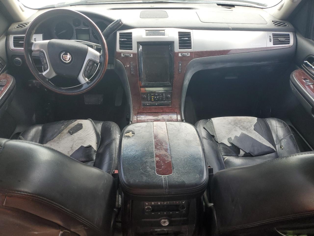 2007 Cadillac Escalade Luxury VIN: 1GYFK63857R340401 Lot: 56304375