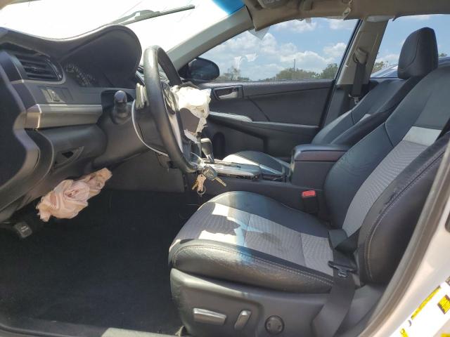  TOYOTA CAMRY 2013 Biały