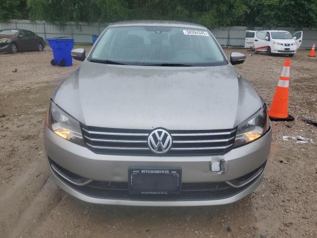  VOLKSWAGEN PASSAT 2014 Серебристый