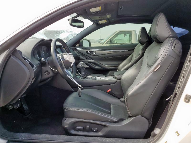 Coupet INFINITI Q60 2017 Biały