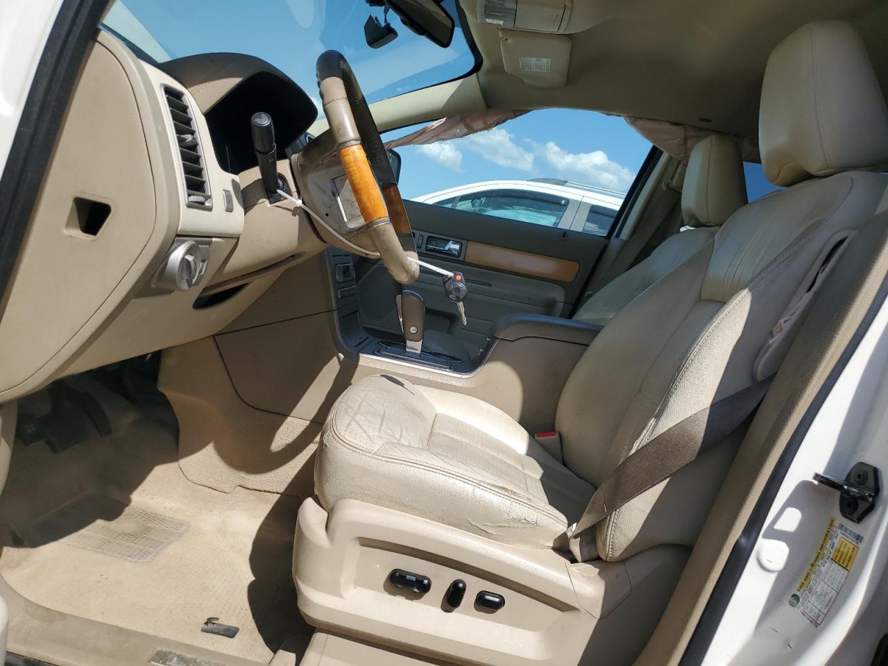 2007 Lincoln Mkx VIN: 2LMDU68CX7BJ31792 Lot: 57217395