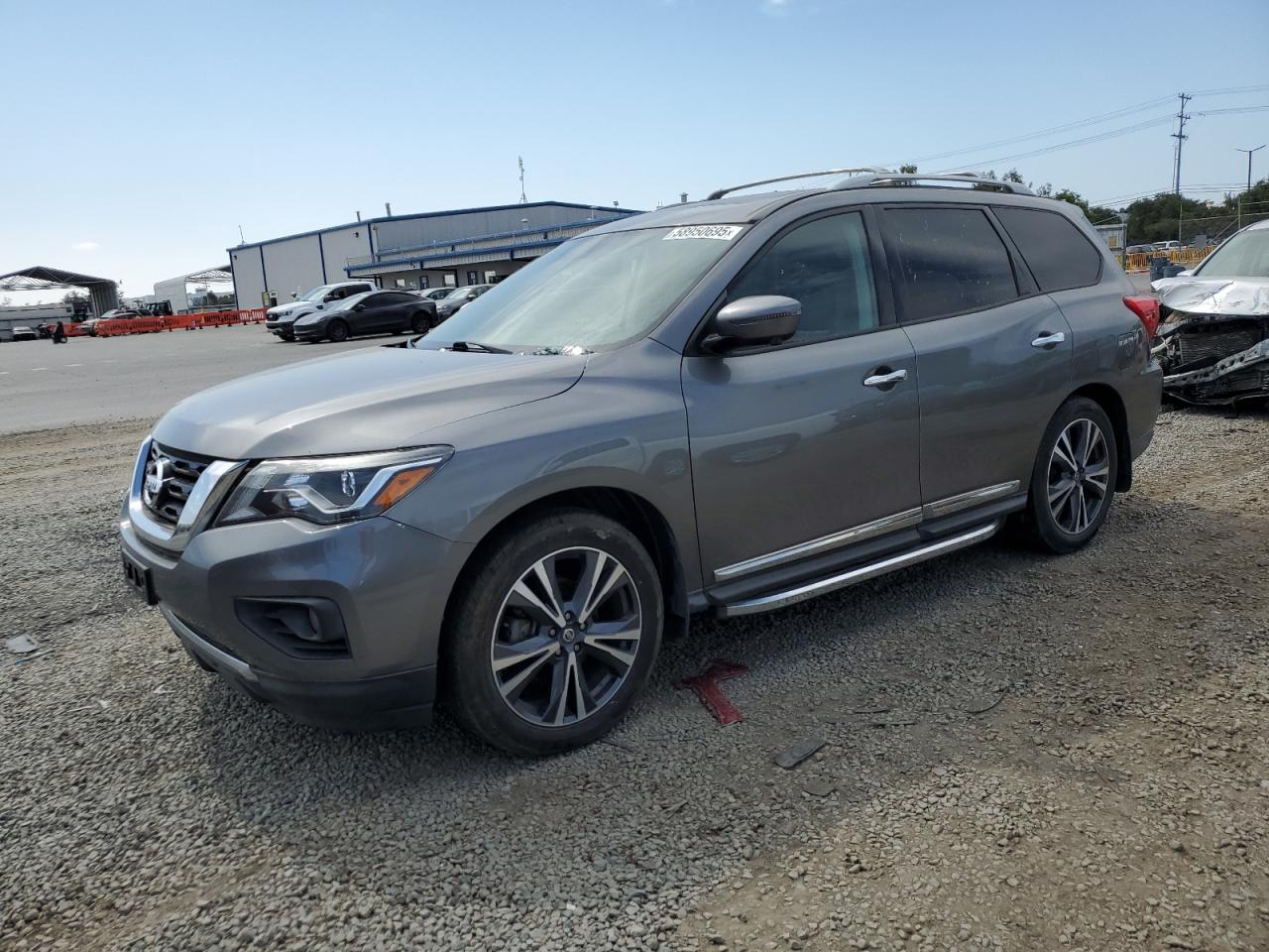 2020 Nissan Pathfinder Platinum