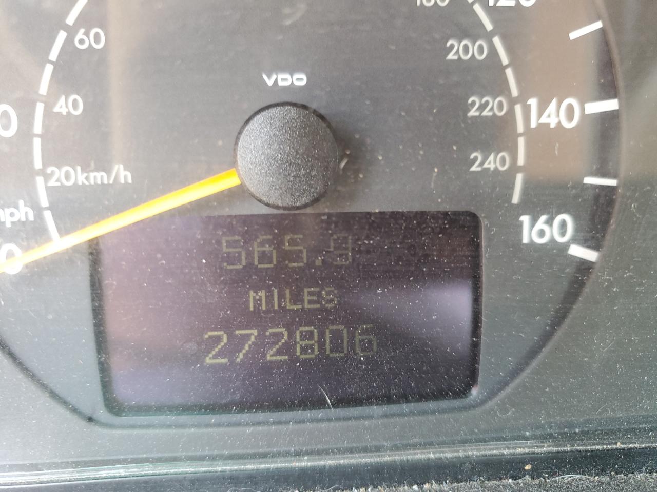 2000 Mercedes-Benz E 320 VIN: WDBJF65JXYB094507 Lot: 56929685