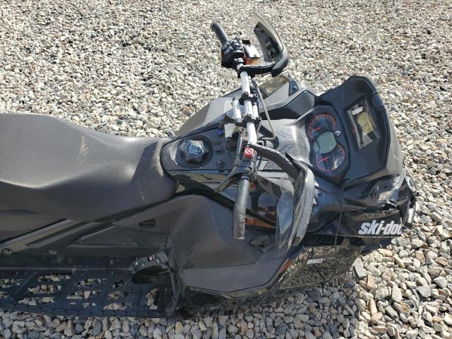 2017 SKIDOO MXZ