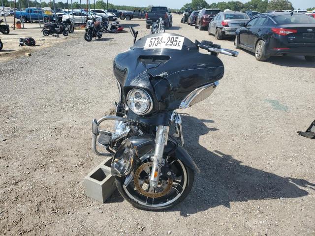  HARLEY-DAVIDSON FL 2016 Черный