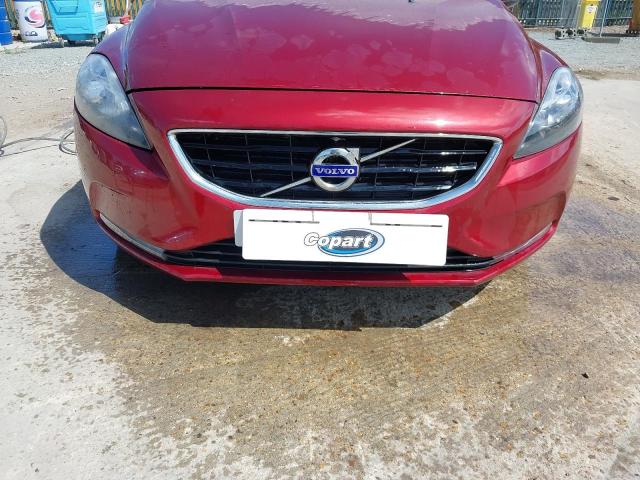 2015 VOLVO V40 ES NAV
