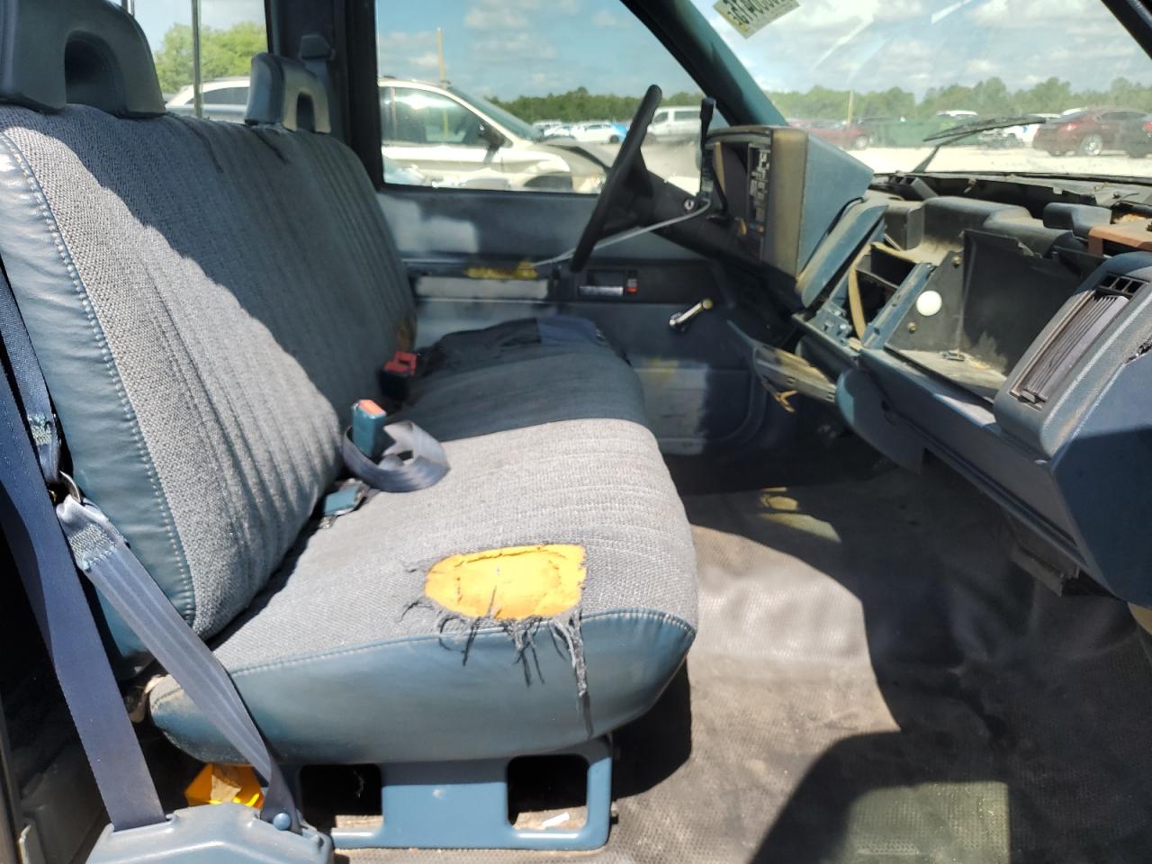 1993 Chevrolet Gmt-400 C1500 VIN: 1GCEC14Z5PE242825 Lot: 56856415