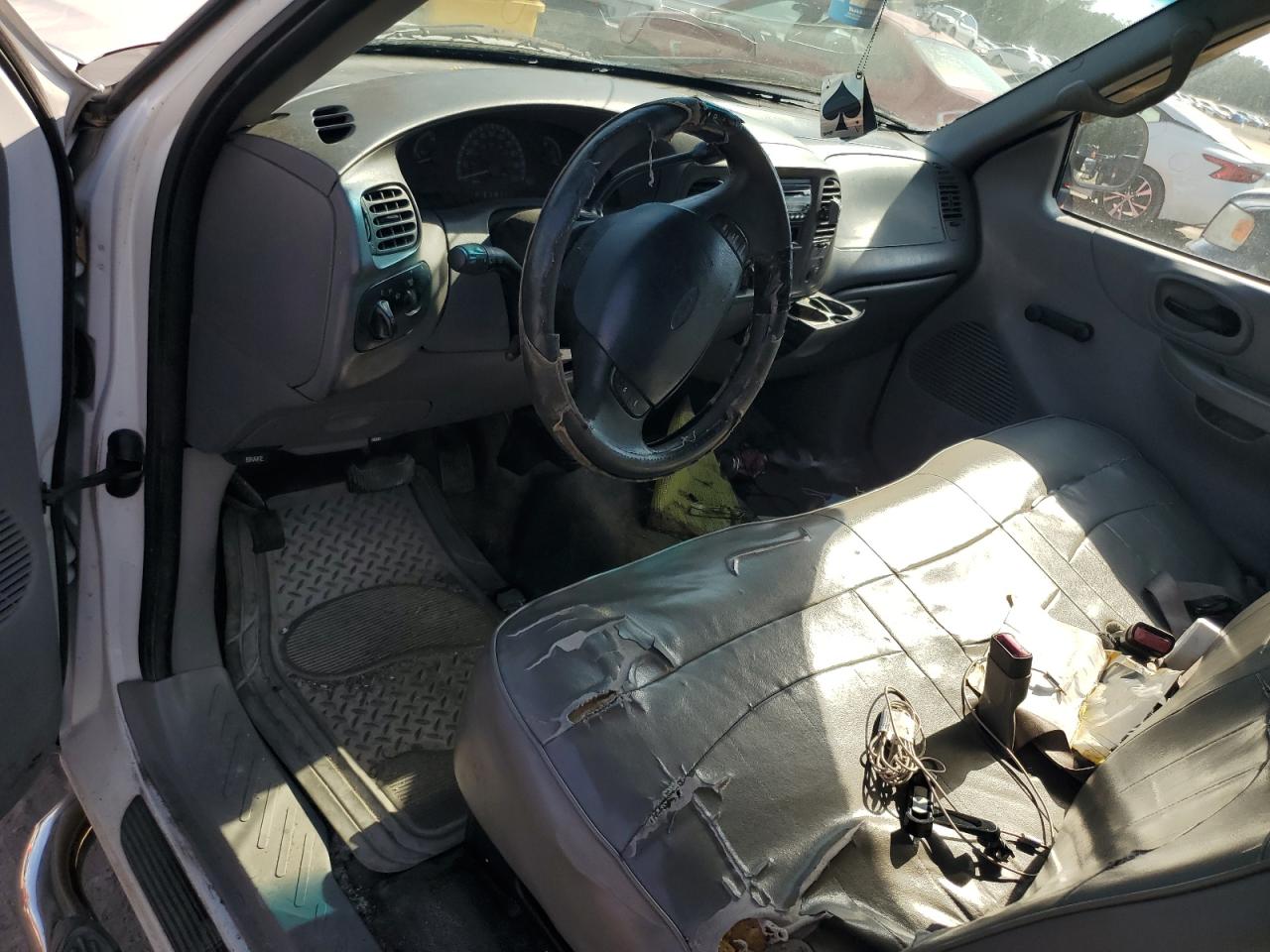 1999 Ford F150 VIN: 1FTRX17W7XNB56813 Lot: 54774965