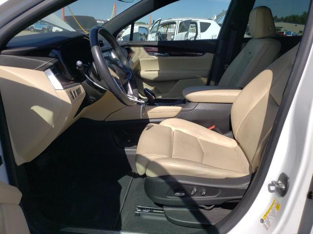  CADILLAC XT5 2017 White