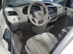 2011 Toyota Sienna  იყიდება Hurricane-ში, WV - Normal Wear