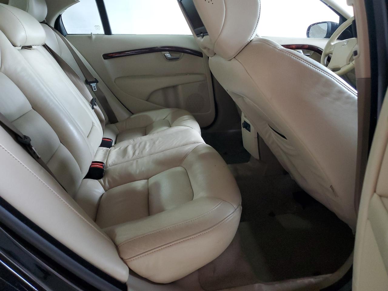 2008 Volvo S80 V8 VIN: YV1AH852081061872 Lot: 54354895