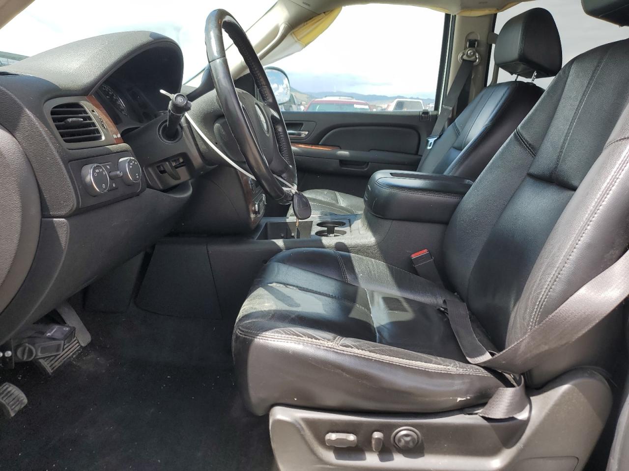 2007 Chevrolet Suburban K1500 VIN: 1GNFK16327J301442 Lot: 58014125