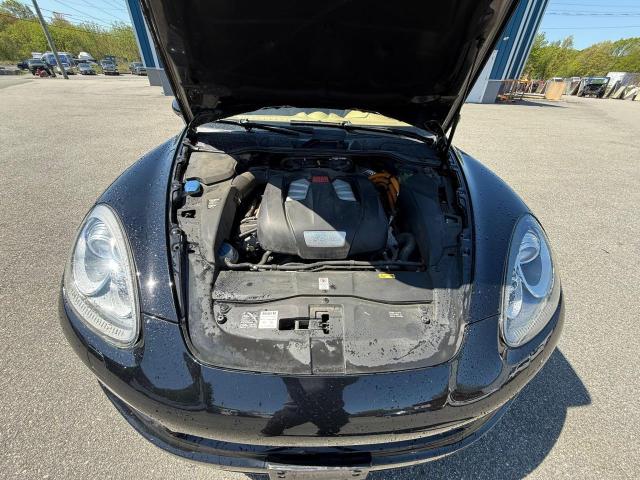 Parquets PORSCHE CAYENNE 2012 Czarny