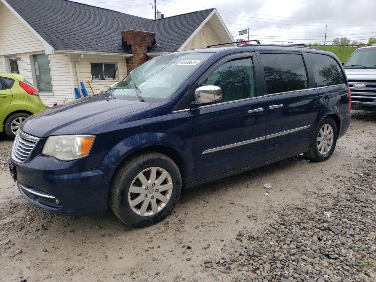2012 Chrysler Town & Country Touring L en Venta en Northfield, OH - Top/Roof