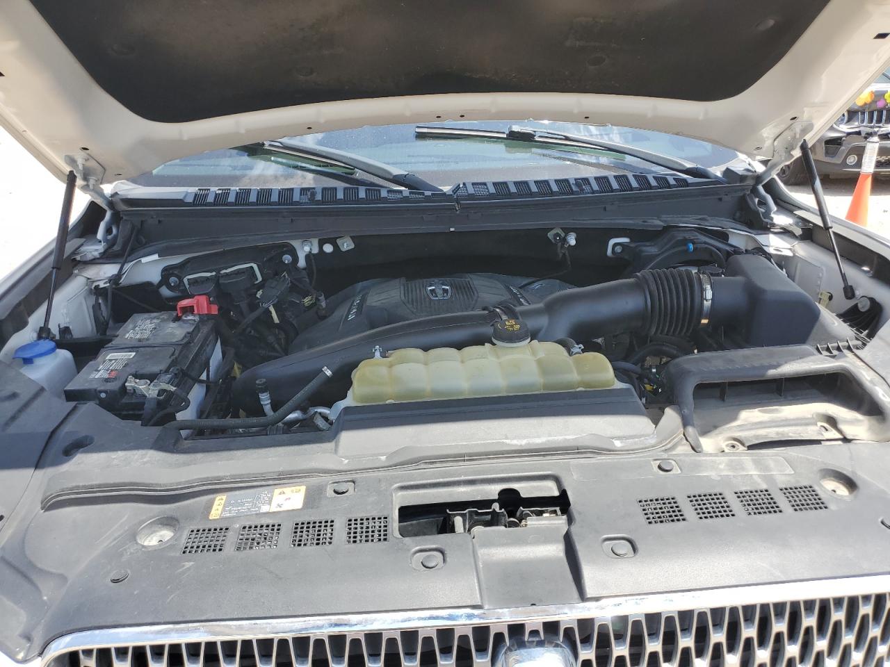 2019 Lincoln Navigator Reserve VIN: 5LMJJ2LT9KEL13923 Lot: 57125685