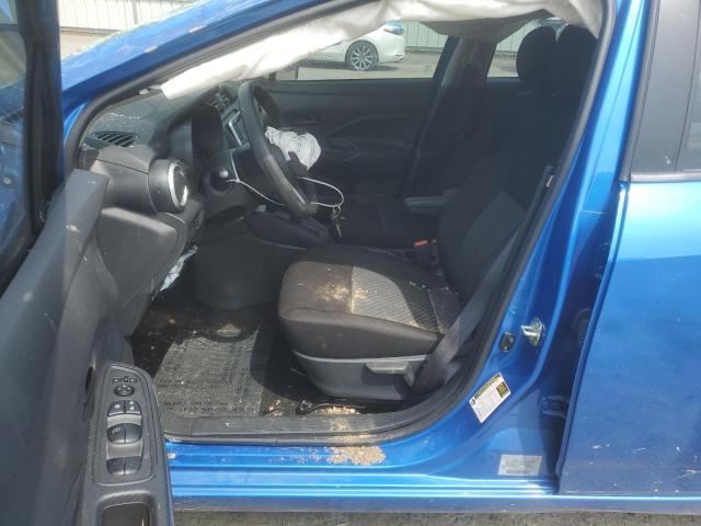  NISSAN VERSA 2024 Синій