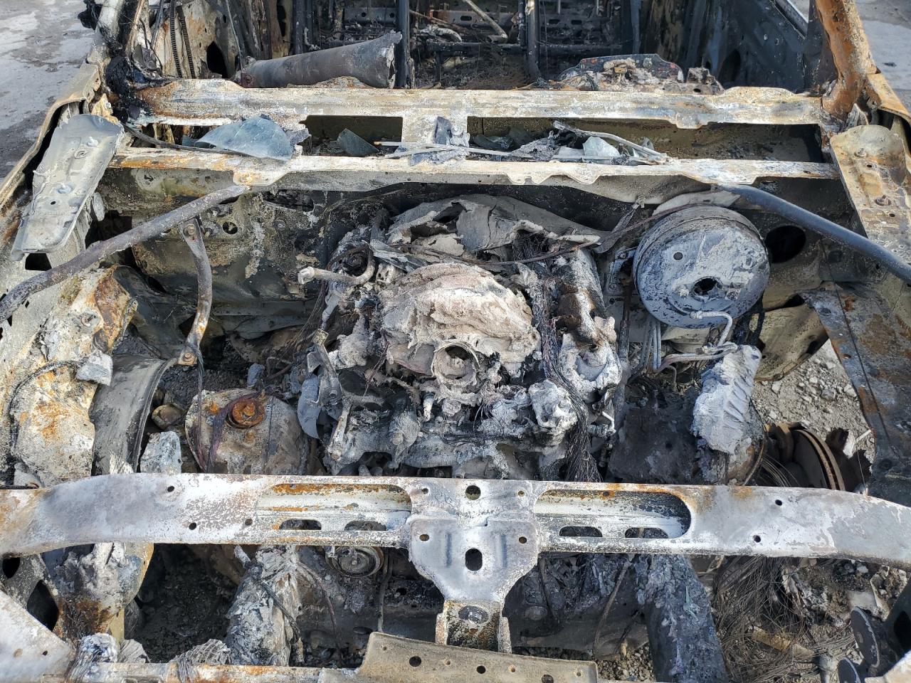 2017 GMC Yukon Xl K1500 Slt VIN: 1GKS2GKCXHR196057 Lot: 56030955