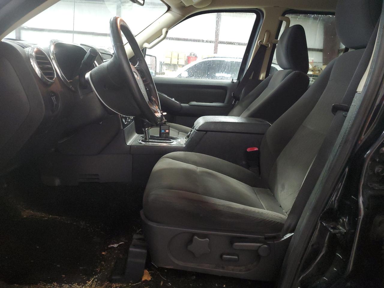 2010 Ford Explorer Xlt VIN: 1FMEU7D8XAUA09720 Lot: 56286195