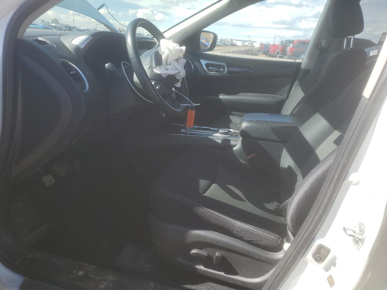 2018 Nissan Pathfinder S VIN: 5N1DR2MM9JC670125 Lot: 56885585