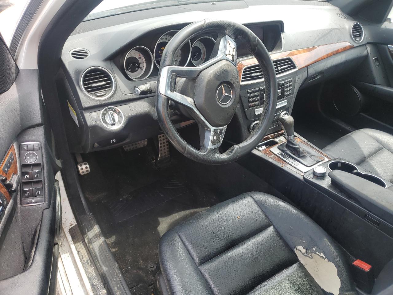 2013 Mercedes-Benz C 300 4Matic VIN: WDDGF8AB4DR276863 Lot: 56956455