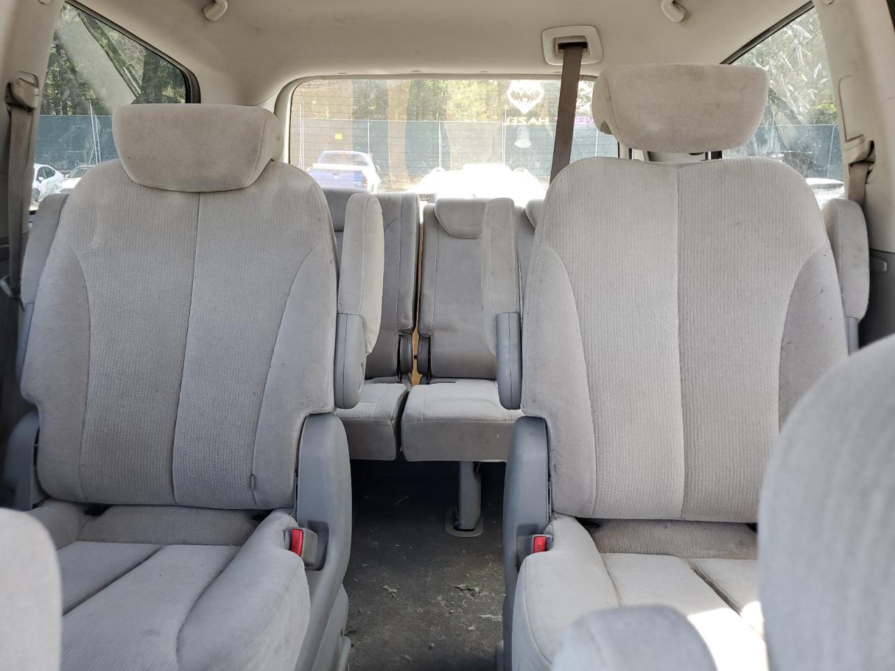 2009 Kia Sedona Ex VIN: KNDMB233296279037 Lot: 56000415