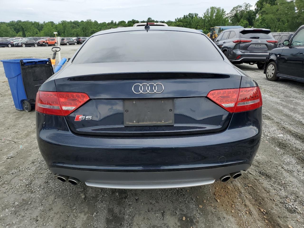 2010 Audi S5 Premium Plus VIN: WAUCVAFR1AA040025 Lot: 58658575