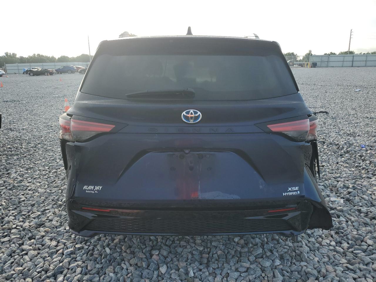 2022 Toyota Sienna Xse VIN: 5TDXRKEC6NS103883 Lot: 58662275