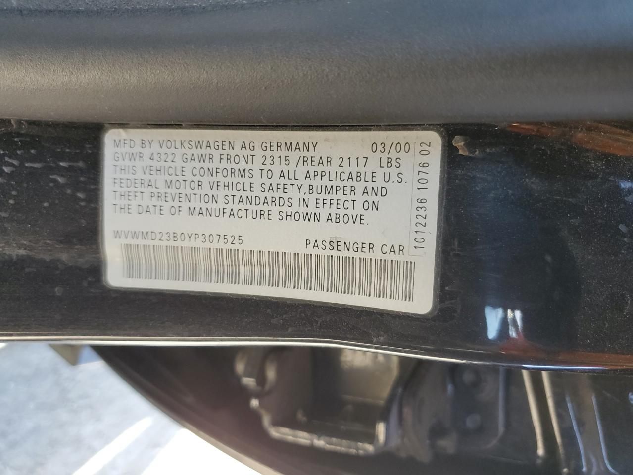 wvwmd23b0yp307525 WVWMD23B0YP307525 2000 Volkswagen Passat Gls