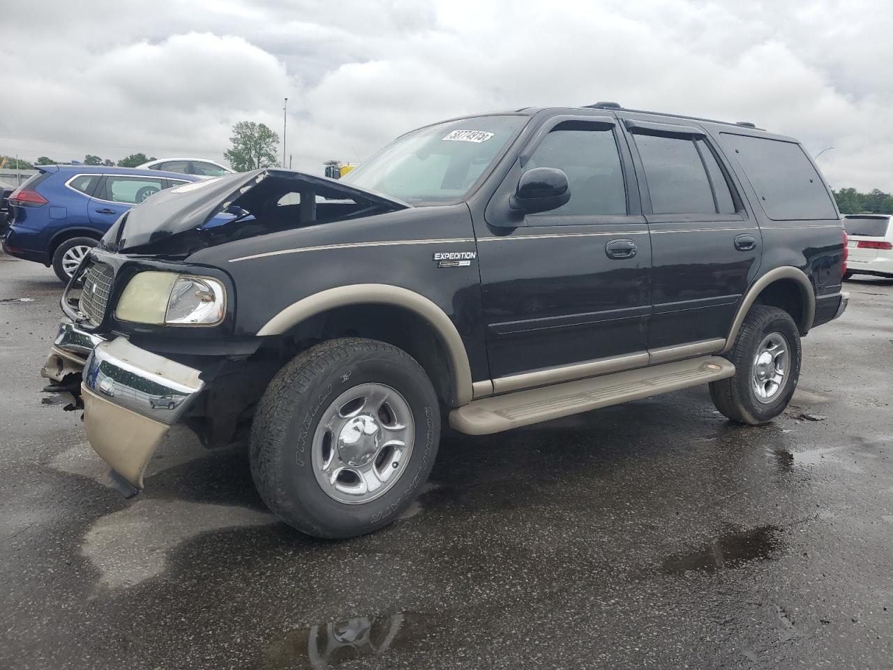 2002 Ford Expedition Eddie Bauer for Sale in Dunn, NC - Front End