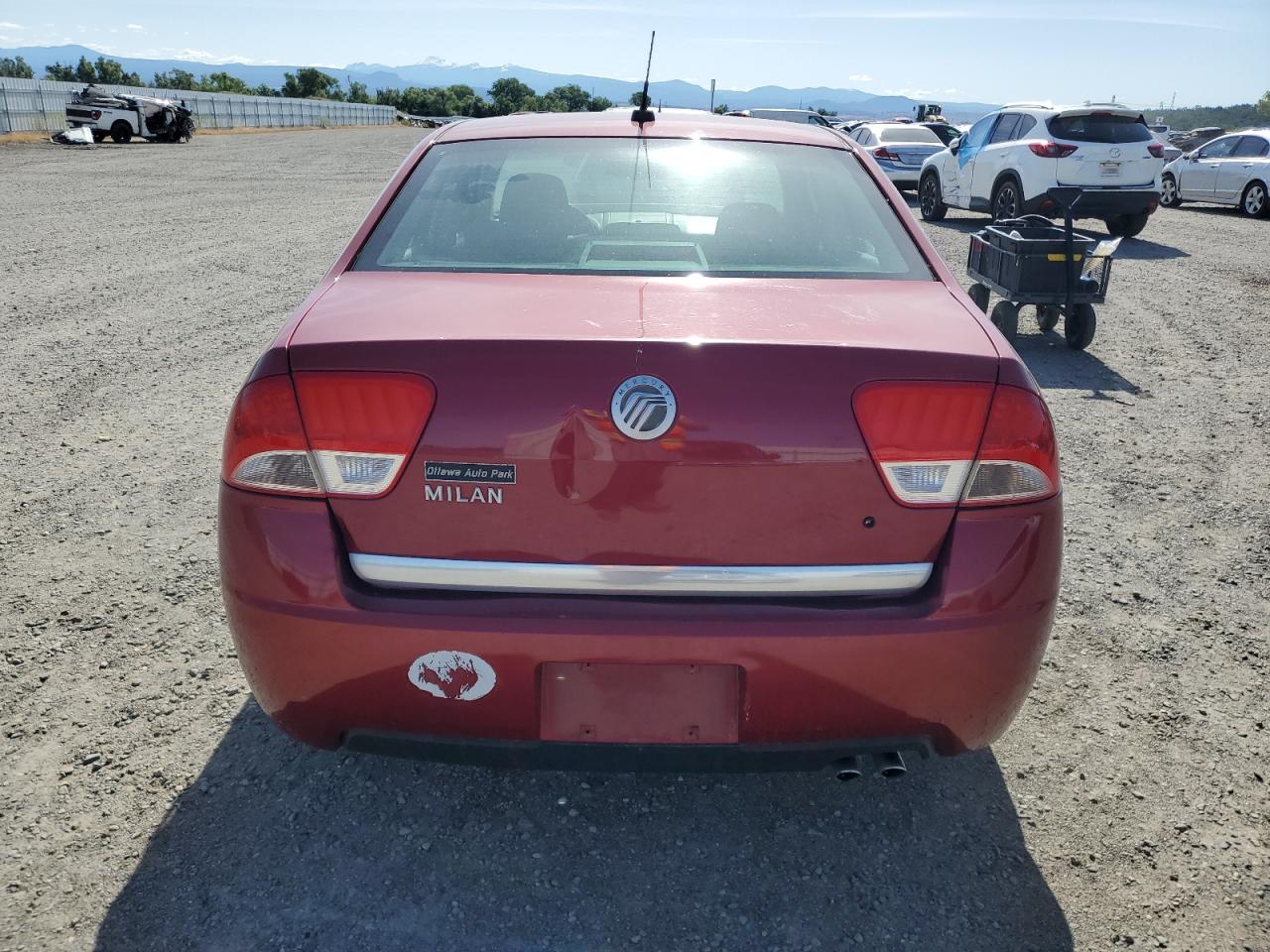 2010 Mercury Milan VIN: 3MEHM0HA0AR621341 Lot: 56994365