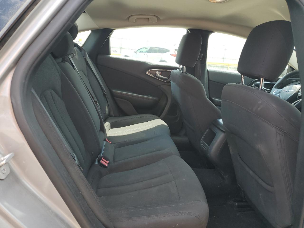 2015 Chrysler 200 Limited VIN: 1C3CCCAB3FN702108 Lot: 56909605