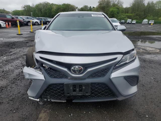  TOYOTA CAMRY 2018 Silver