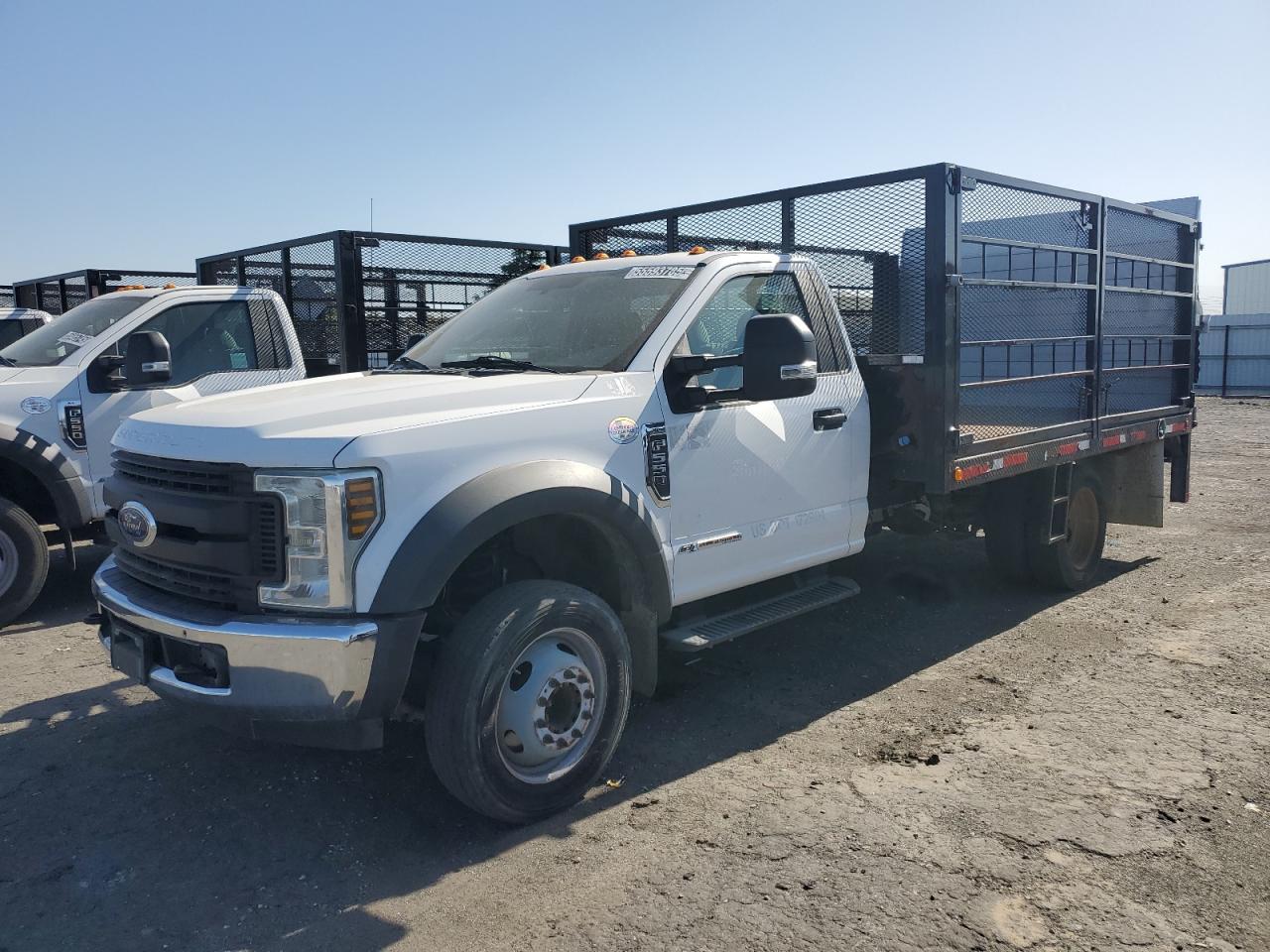 2018 Ford F550 Super Duty na sprzedaż w Bakersfield, CA - Minor Dent/Scratches