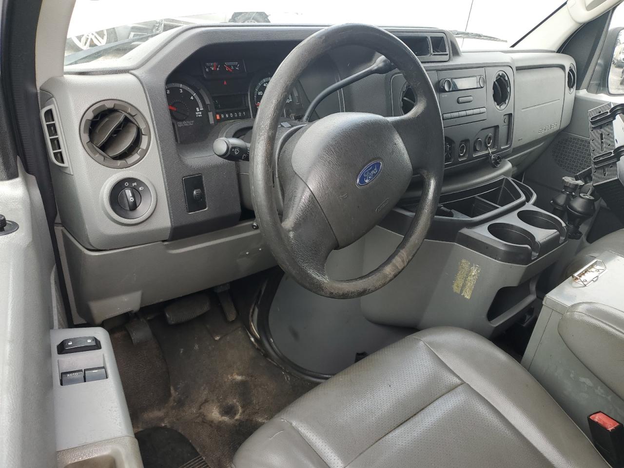 2009 Ford Econoline E350 Super Duty Van VIN: 1FTSS34P79DA28721 Lot: 56623775