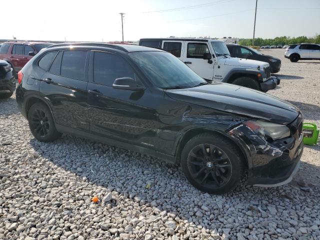  BMW X1 2015 Чорний