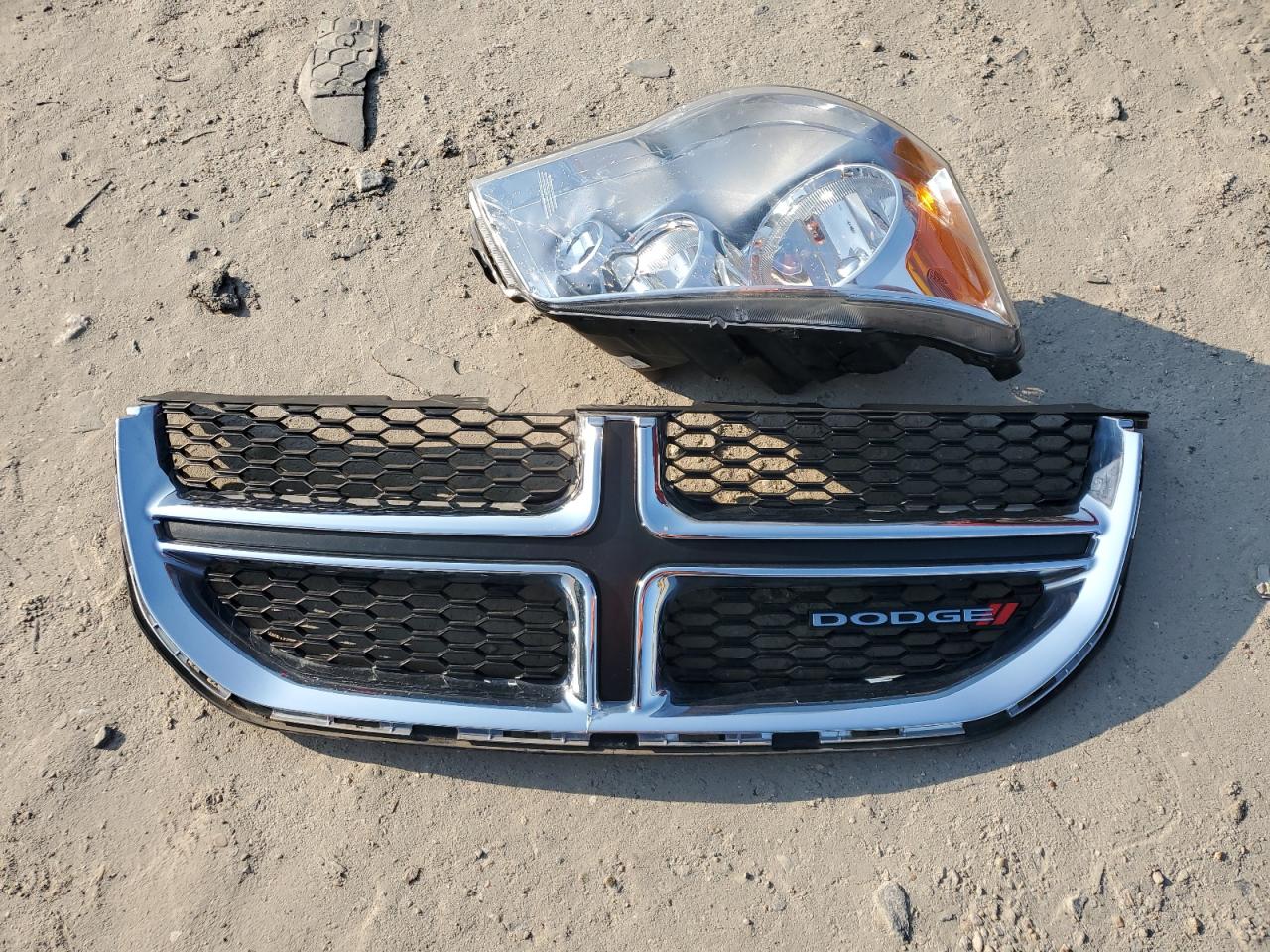 2019 Dodge Grand Caravan Sxt VIN: 2C4RDGCG9KR775144 Lot: 58211865