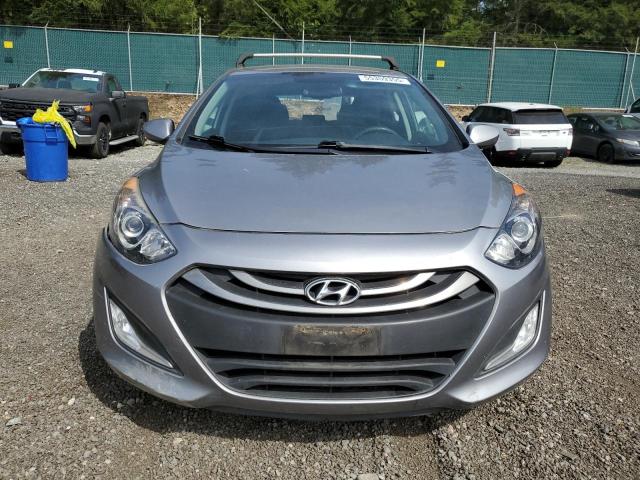  HYUNDAI ELANTRA 2013 Srebrny