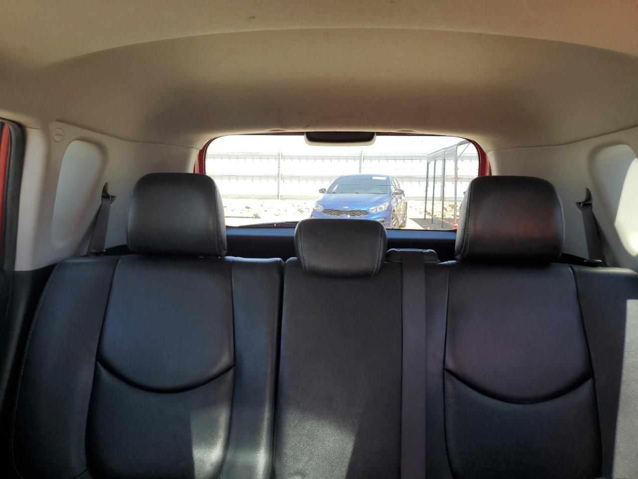 2011 Kia Soul + VIN: KNDJT2A2XB7292824 Lot: 59192785