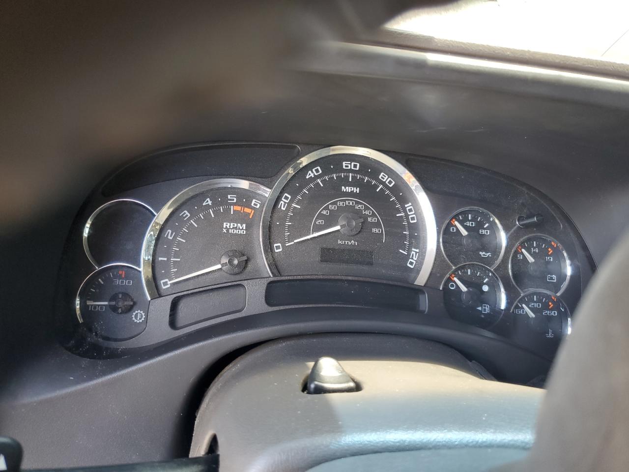 2005 Cadillac Escalade Luxury VIN: 1GYEK63N55R212898 Lot: 54323405