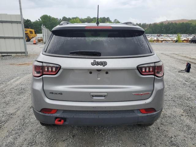  JEEP COMPASS 2018 Srebrny