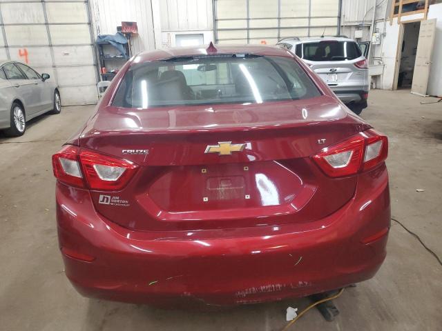  CHEVROLET CRUZE 2019 Czerwony