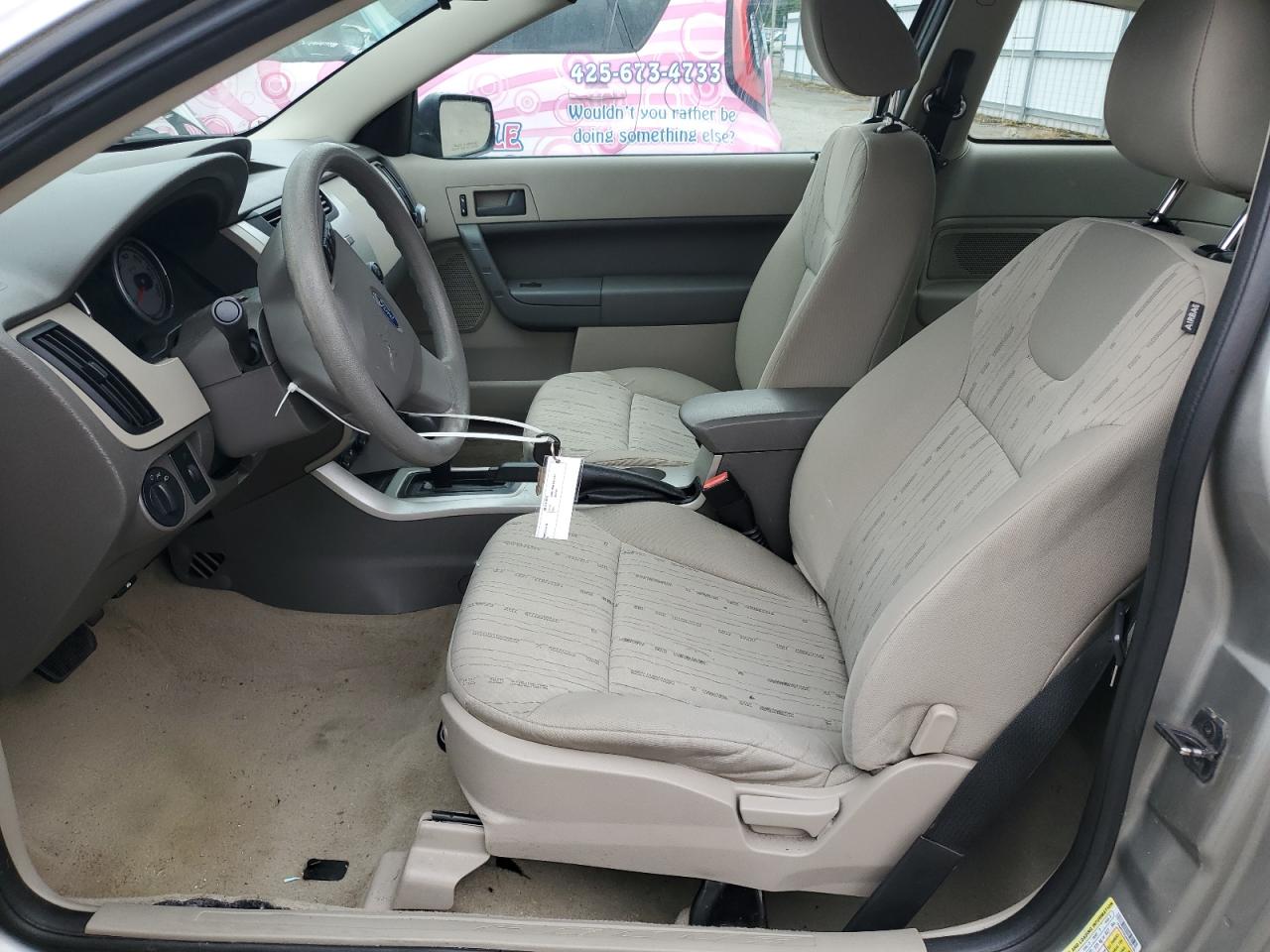 2008 Ford Focus Se VIN: 1FAHP33N28W208189 Lot: 56913195